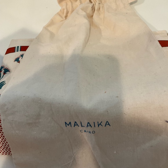 Malaika toiletry bag hand painted from Cairo - Picture 4 of 5